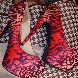HIGH HEEL PUMPS
